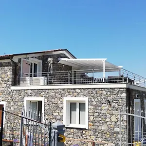 https://new-penthouse-cinque-terre-tuscany-liguria-lerici-4.hotelitalianriviera.com